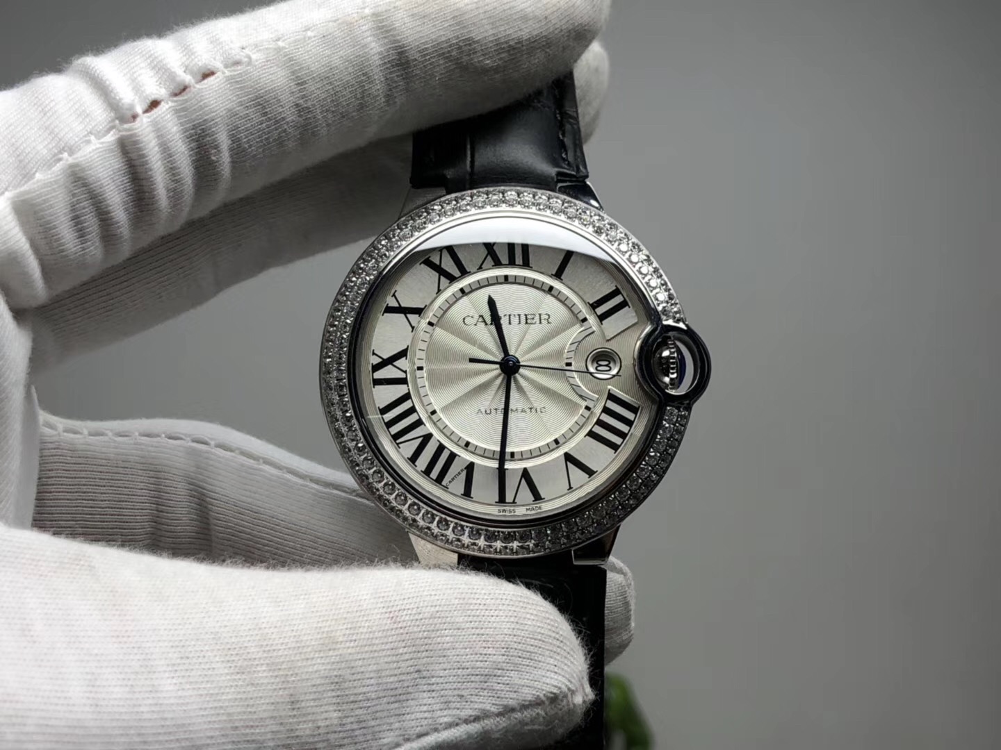 v6厂蓝气球v4价格,v6厂蓝气球v4版手表价格