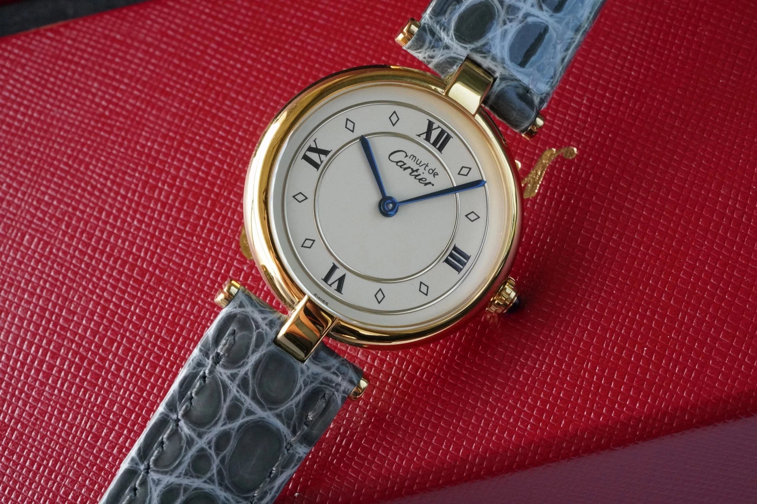 卡地亚les must de cartie系列中古18k包真金小金表 瑞士石英机芯女表